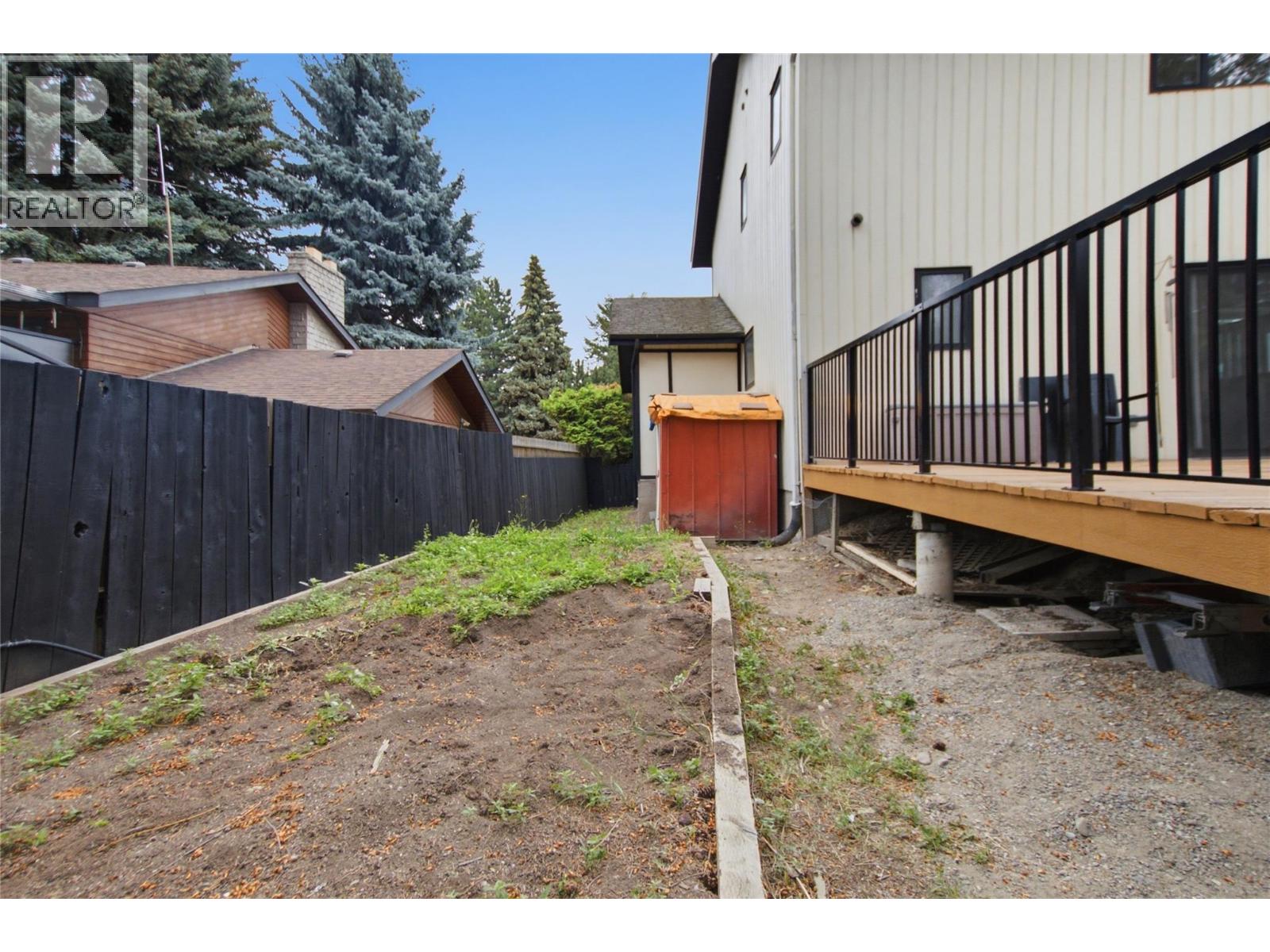 2012 Sifton Avenue, Kamloops, British Columbia  V1S 1A9 - Photo 7 - 10397375