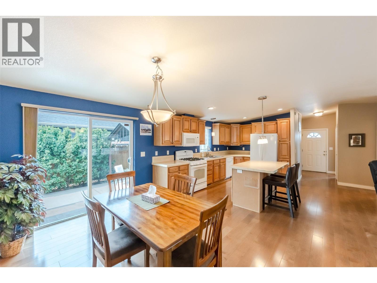 8300 Gallagher Lk Frontage Road Unit# 7, Oliver, British Columbia  V0H 1T2 - Photo 3 - 10397543