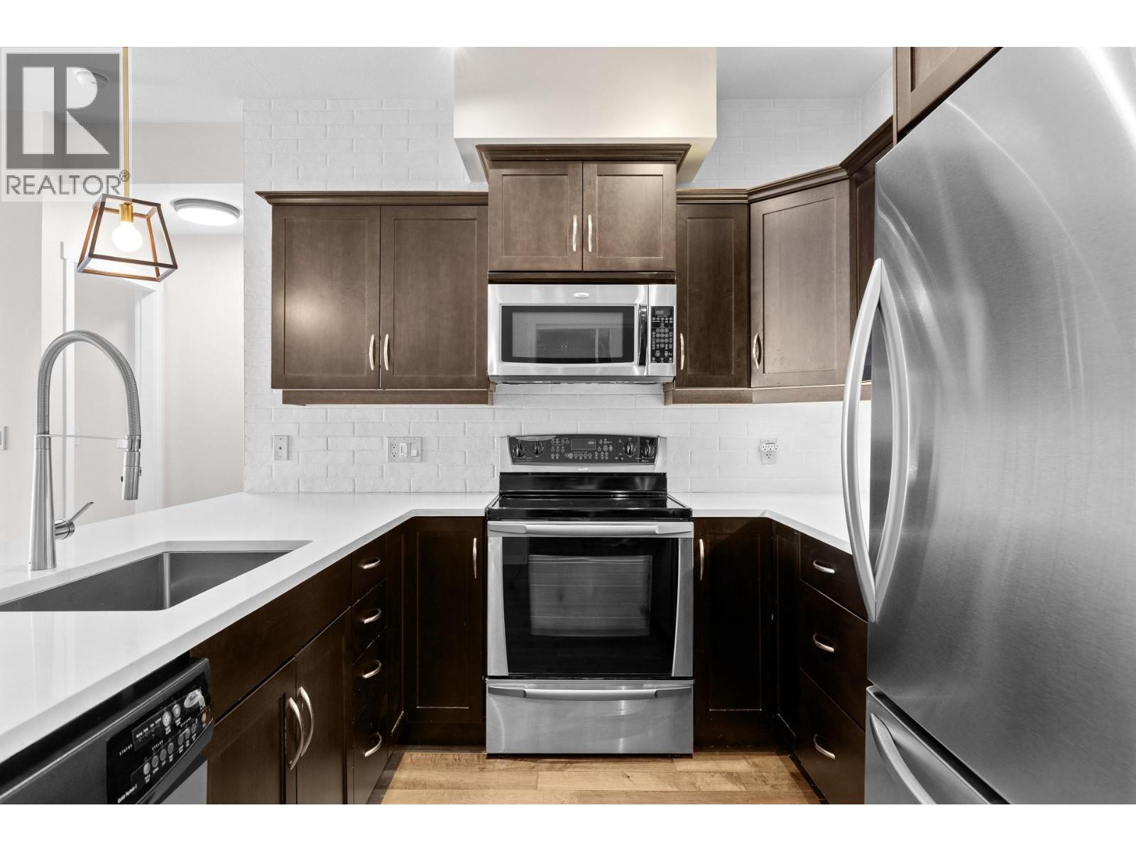 3735 Casorso Road Unit# 302, Kelowna, British Columbia  V1W 5G1 - Photo 5 - 10397560