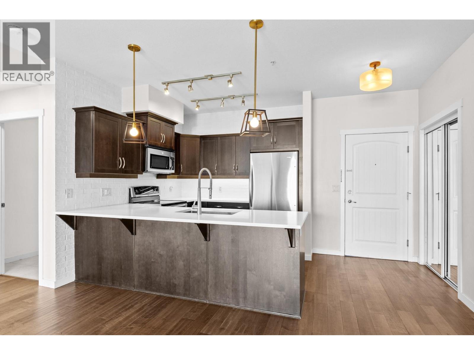 3735 Casorso Road Unit# 302, Kelowna, British Columbia  V1W 5G1 - Photo 6 - 10397560