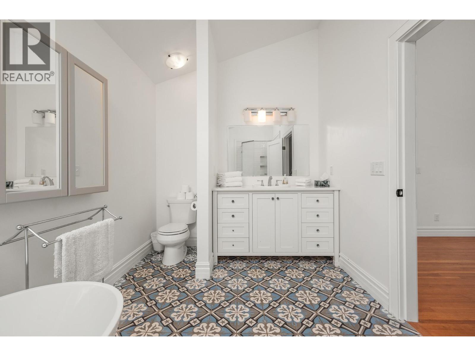 2501 30 Avenue, Vernon, British Columbia  V1T 1Y4 - Photo 24 - 10397313