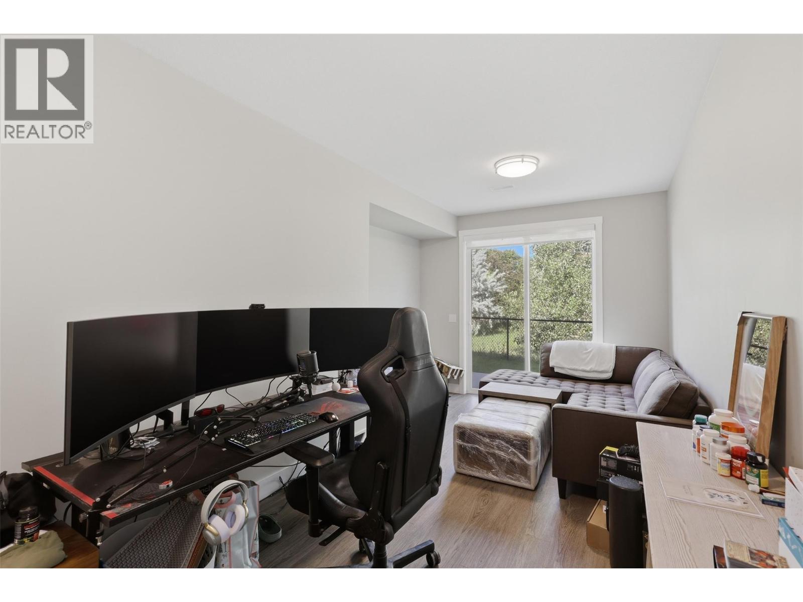 200 Grand Boulevard Unit# 127, Kamloops, British Columbia  V2C 0H3 - Photo 35 - 10397636