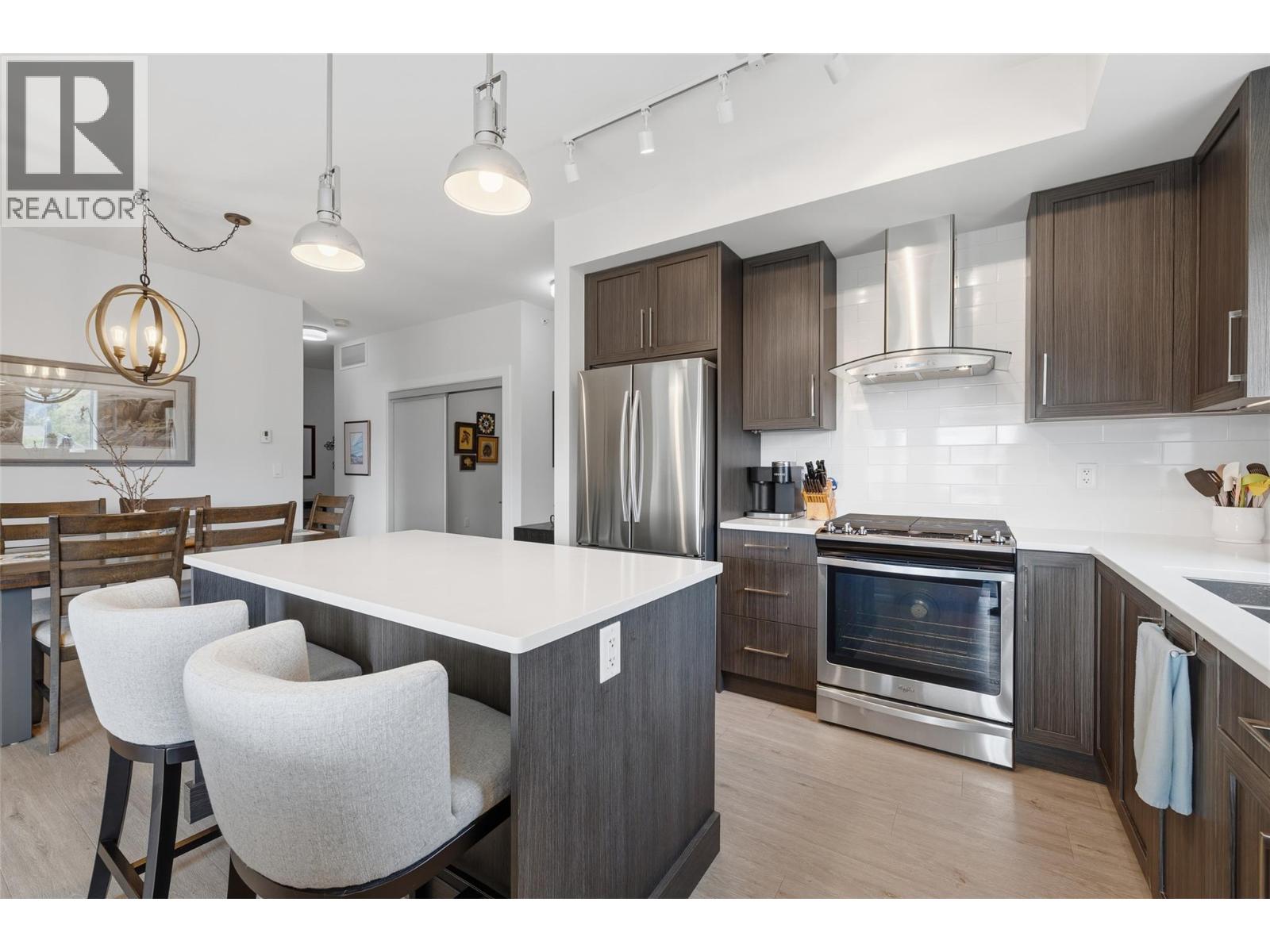 4380 Lakeshore Road Unit# Ph21, Kelowna, British Columbia  V1W 5H5 - Photo 1 - 10397507