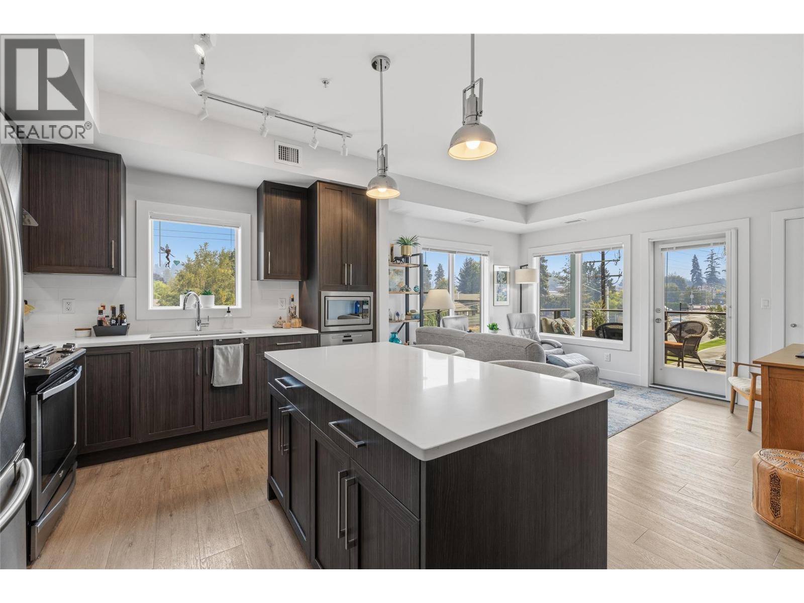 4380 Lakeshore Road Unit# Ph21, Kelowna, British Columbia  V1W 5H5 - Photo 10 - 10397507