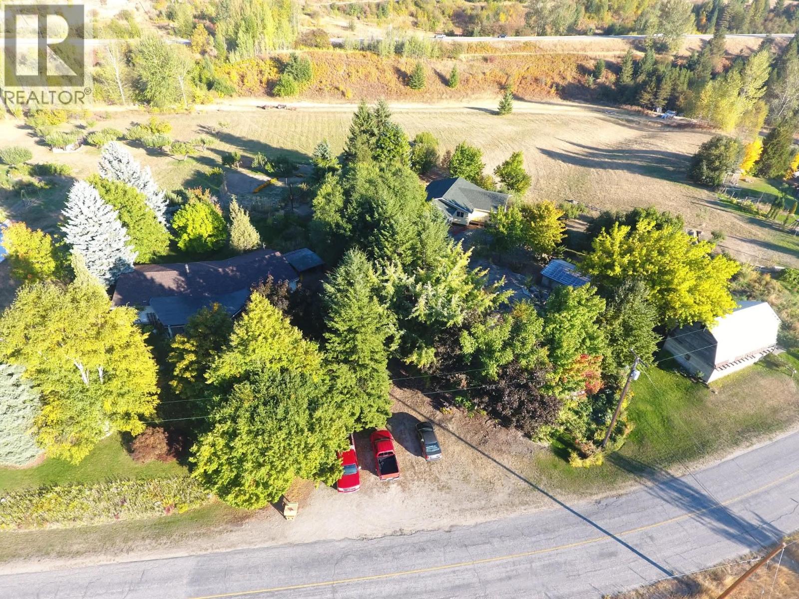 566 Rosedale Road, Castlegar, British Columbia  V1N 4L2 - Photo 28 - 10394377