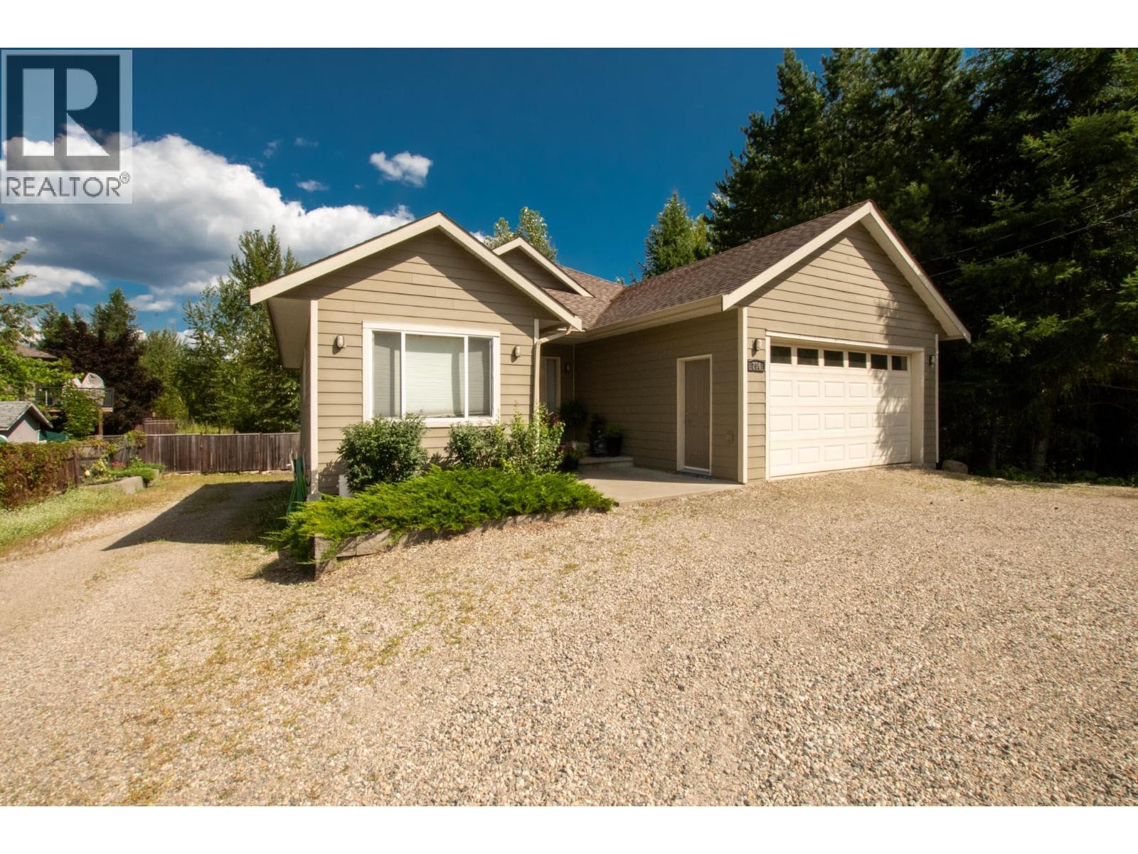206 Murtle Road, Clearwater, British Columbia  V0E 1N1 - Photo 1 - 10397292