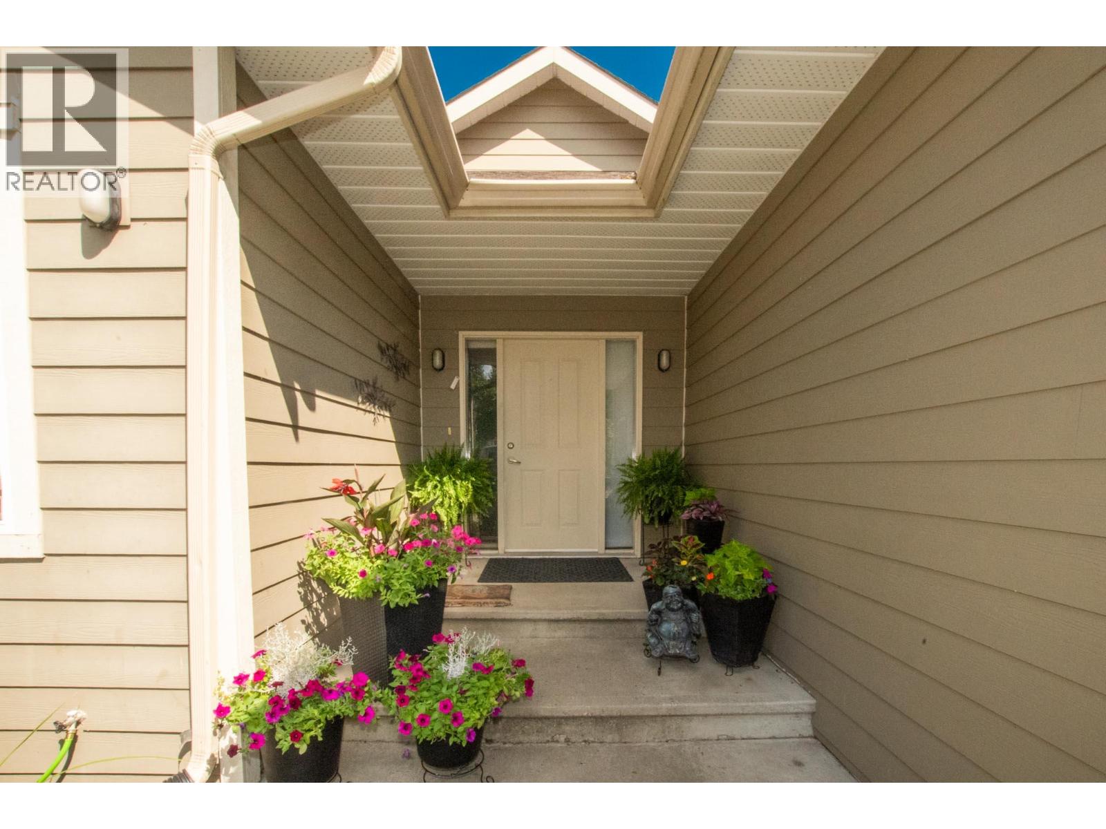 206 Murtle Road, Clearwater, British Columbia  V0E 1N1 - Photo 3 - 10397292