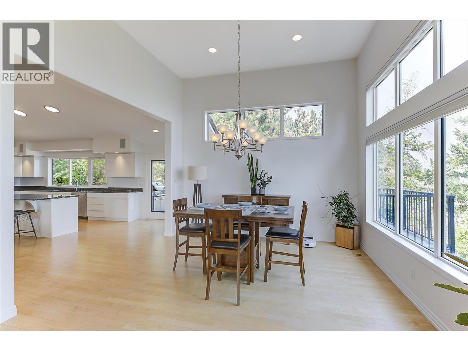 2296 Lillooet Crescent, Kelowna, British Columbia  V1V 1T1 - Photo 10 - 10397395