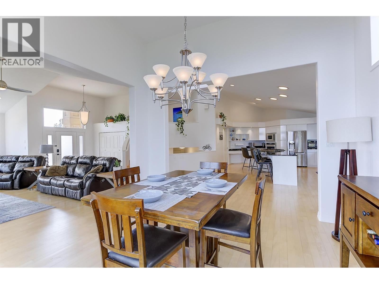 2296 Lillooet Crescent, Kelowna, British Columbia  V1V 1T1 - Photo 11 - 10397395