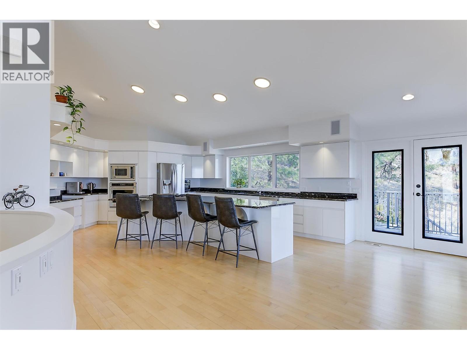 2296 Lillooet Crescent, Kelowna, British Columbia  V1V 1T1 - Photo 14 - 10397395