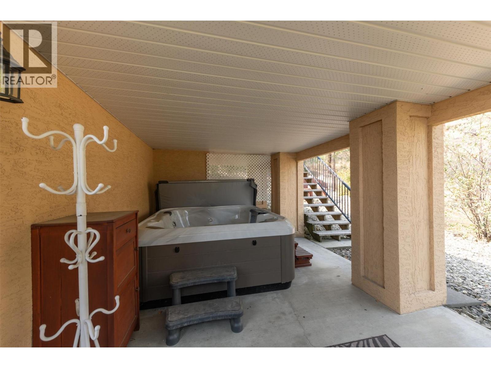 2296 Lillooet Crescent, Kelowna, British Columbia  V1V 1T1 - Photo 54 - 10397395
