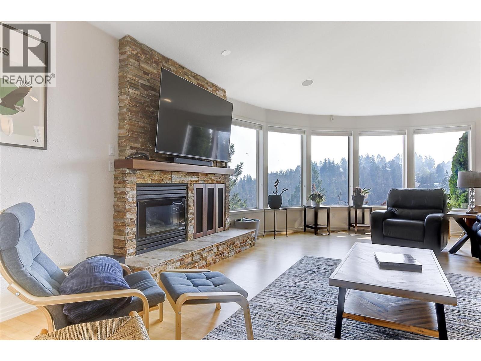 2296 Lillooet Crescent, Kelowna, British Columbia  V1V 1T1 - Photo 8 - 10397395
