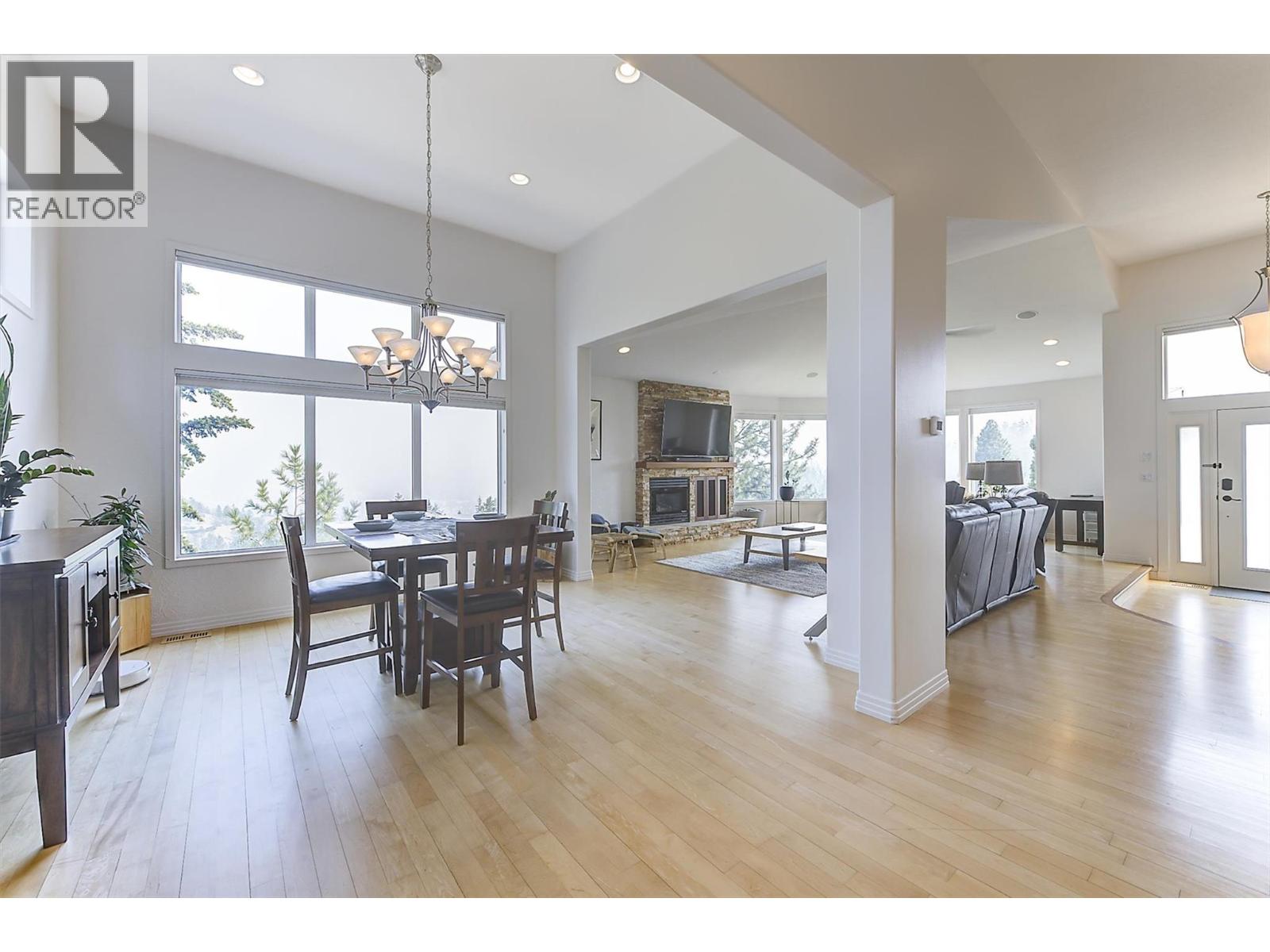 2296 Lillooet Crescent, Kelowna, British Columbia  V1V 1T1 - Photo 9 - 10397395