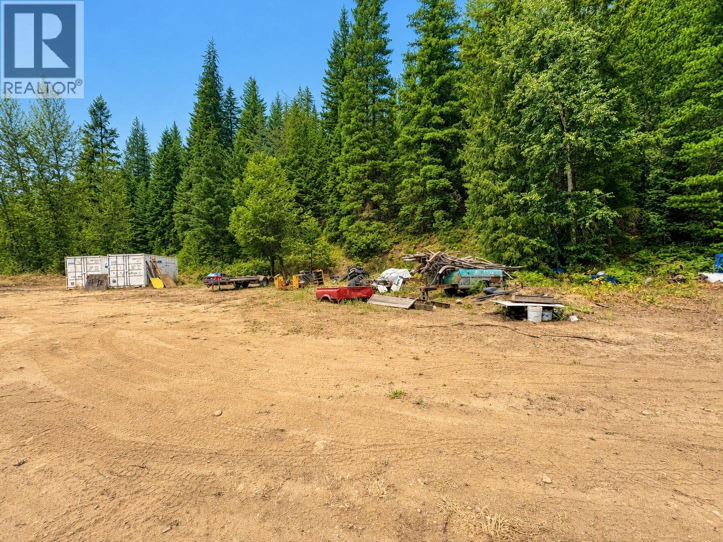 3233 Mabel Lake Road, Enderby, British Columbia  V4Y 4L4 - Photo 9 - 10397629