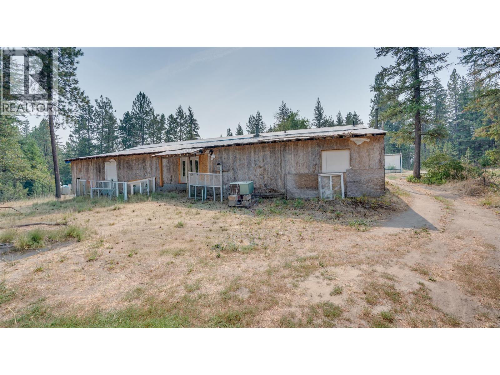 2996 Brockman Road, Salmon Arm, British Columbia  V1E 3K5 - Photo 15 - 10397533