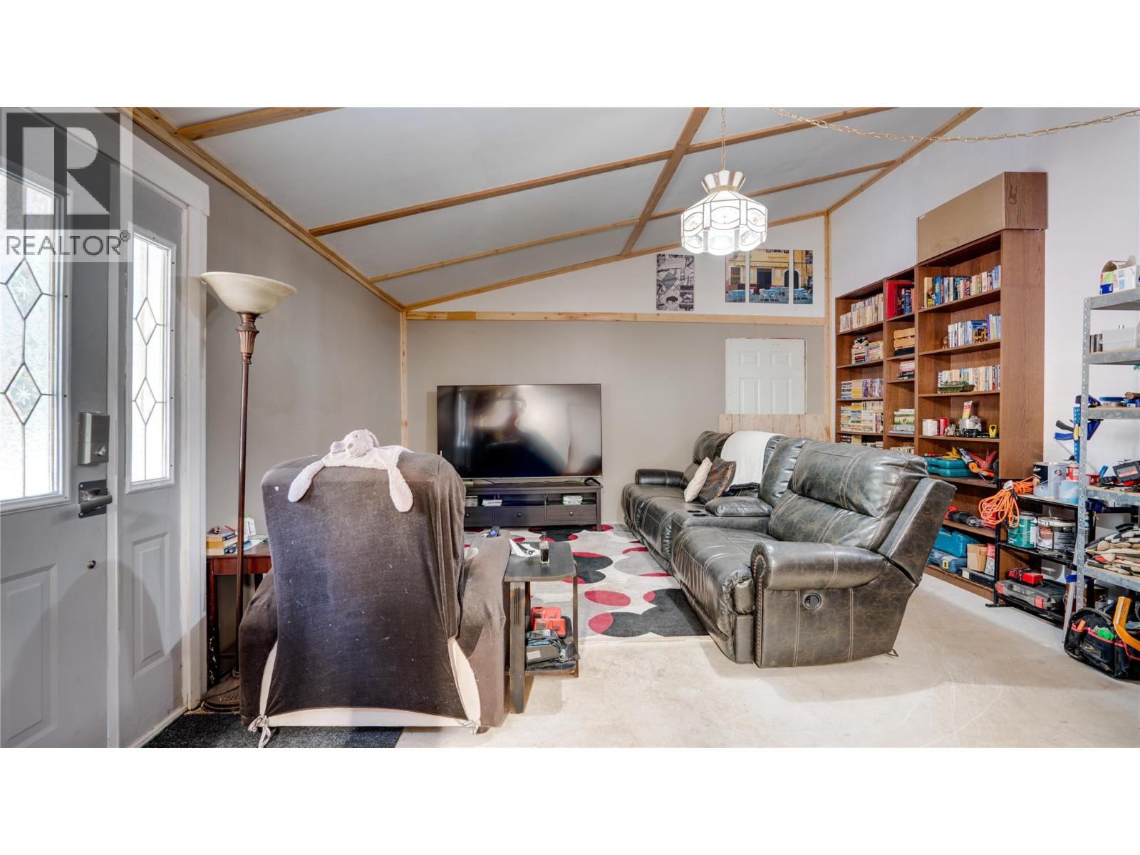2996 Brockman Road, Salmon Arm, British Columbia  V1E 3K5 - Photo 35 - 10397533