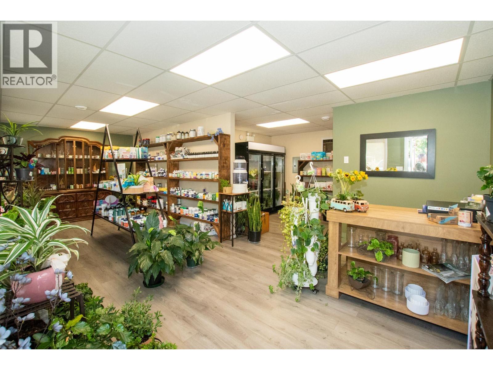 98 Old N Thompson Highway, Clearwater, British Columbia  V0E 1N2 - Photo 4 - 10397294