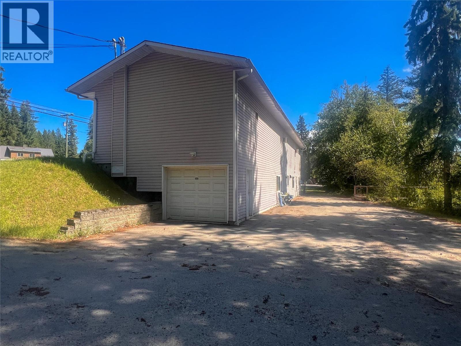 98 Old N Thompson Highway, Clearwater, British Columbia  V0E 1N2 - Photo 44 - 10397294