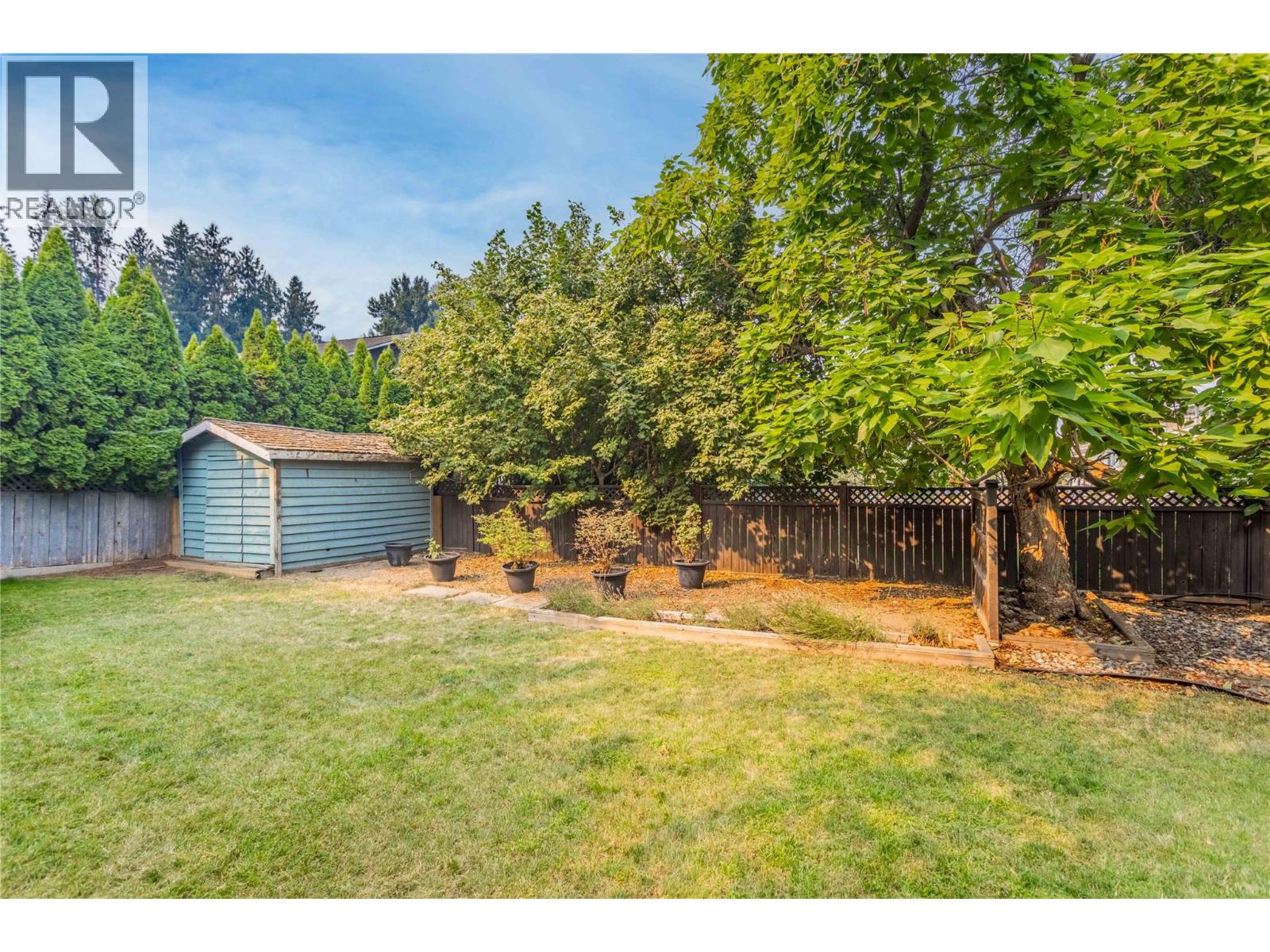 863 Hammer Avenue, Kelowna, British Columbia  V1W 2B7 - Photo 21 - 10395871