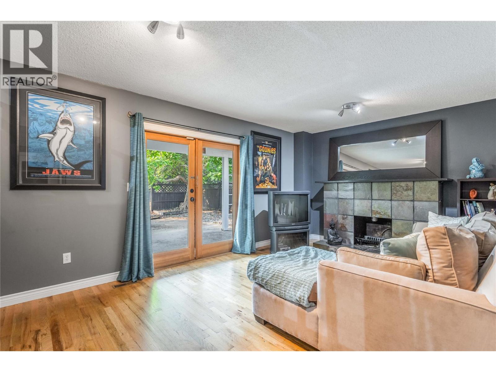863 Hammer Avenue, Kelowna, British Columbia  V1W 2B7 - Photo 30 - 10395871