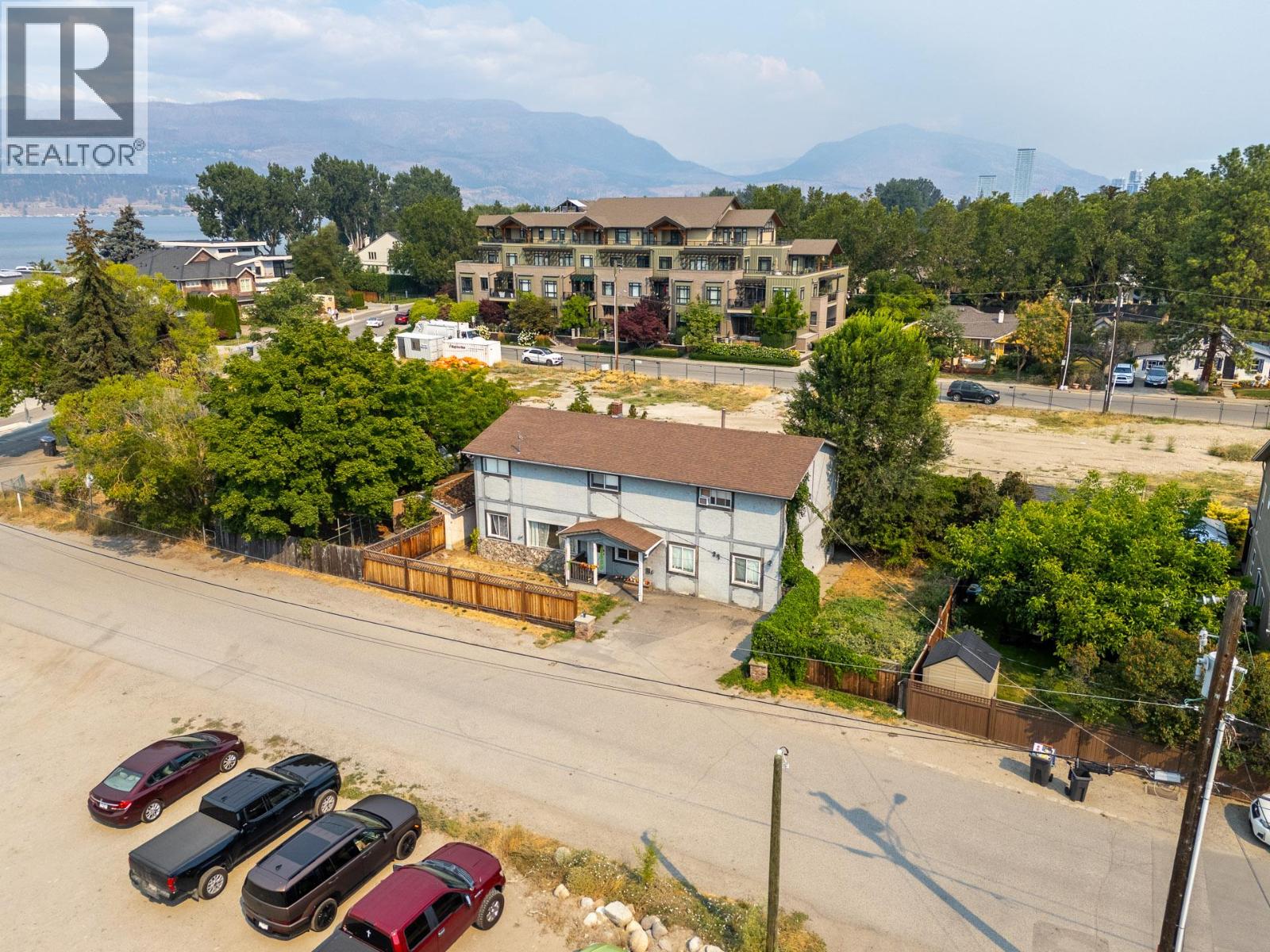 424 Newsom Avenue, Kelowna, British Columbia  V1Y 4Y2 - Photo 1 - 10396885