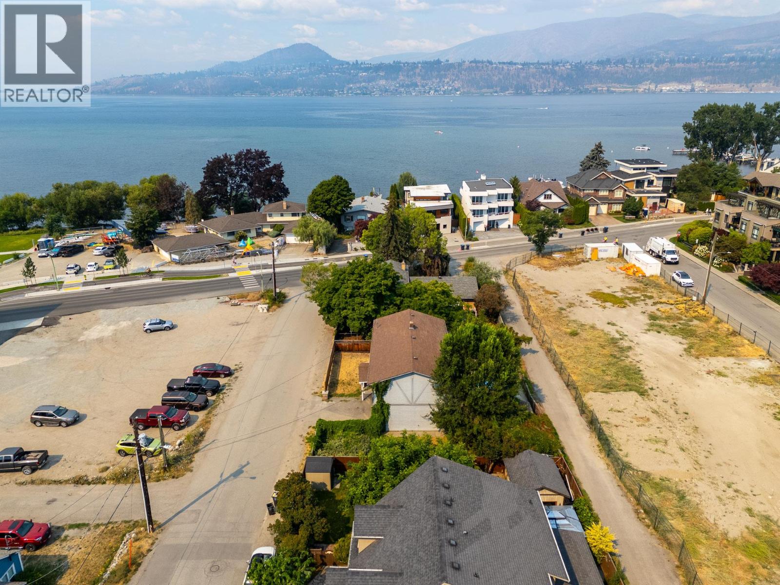 424 Newsom Avenue, Kelowna, British Columbia  V1Y 4Y2 - Photo 2 - 10396885