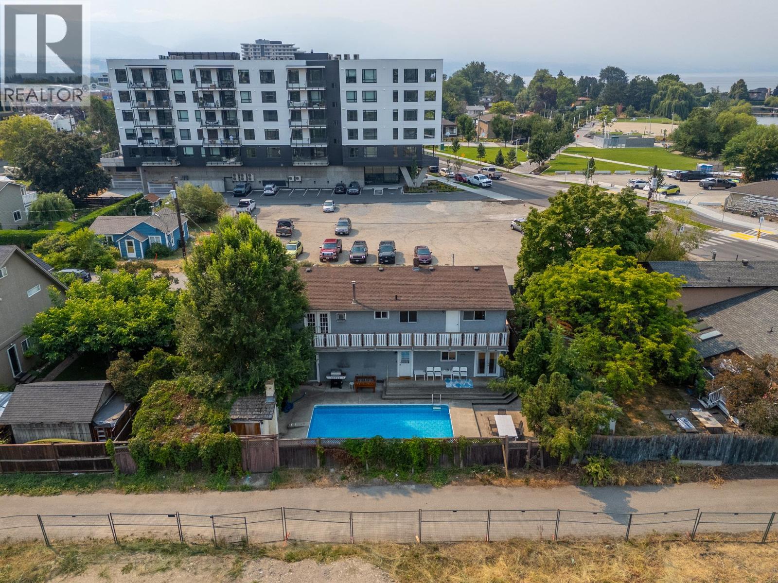 424 Newsom Avenue, Kelowna, British Columbia  V1Y 4Y2 - Photo 3 - 10396885