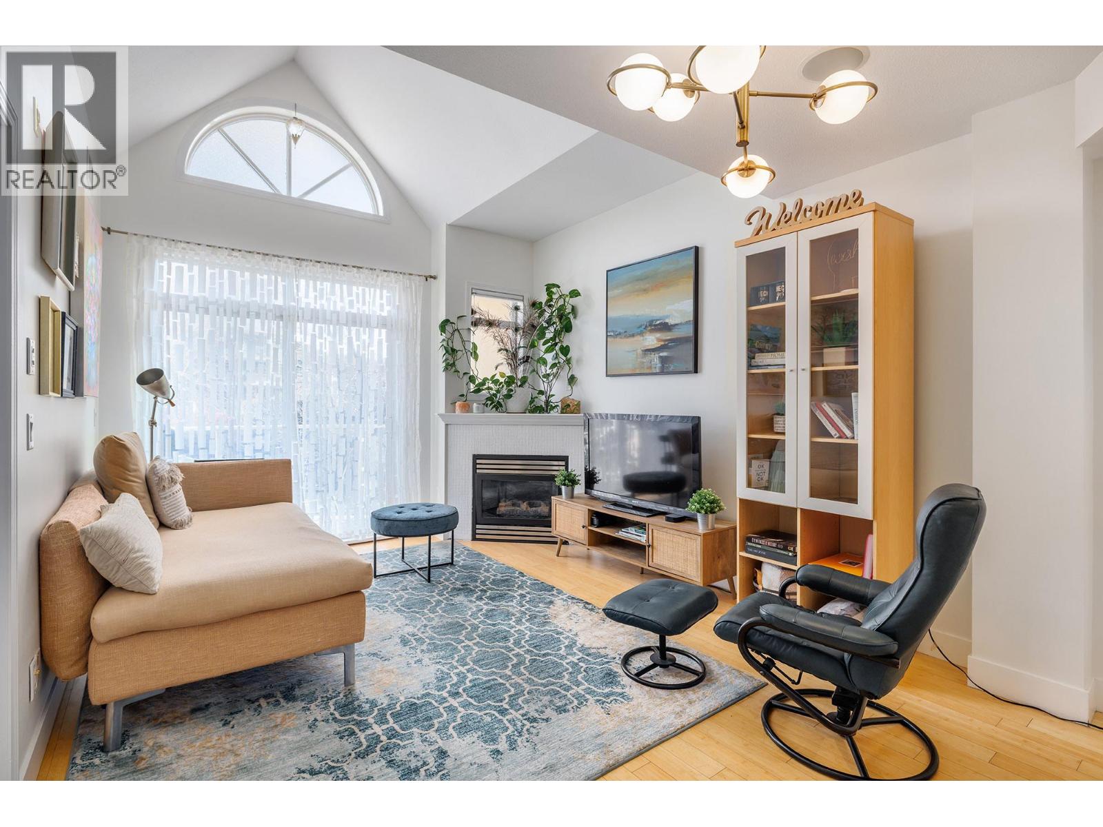 1088 Sunset Drive Unit# 247, Kelowna, British Columbia  V1Y 9W1 - Photo 2 - 10397709