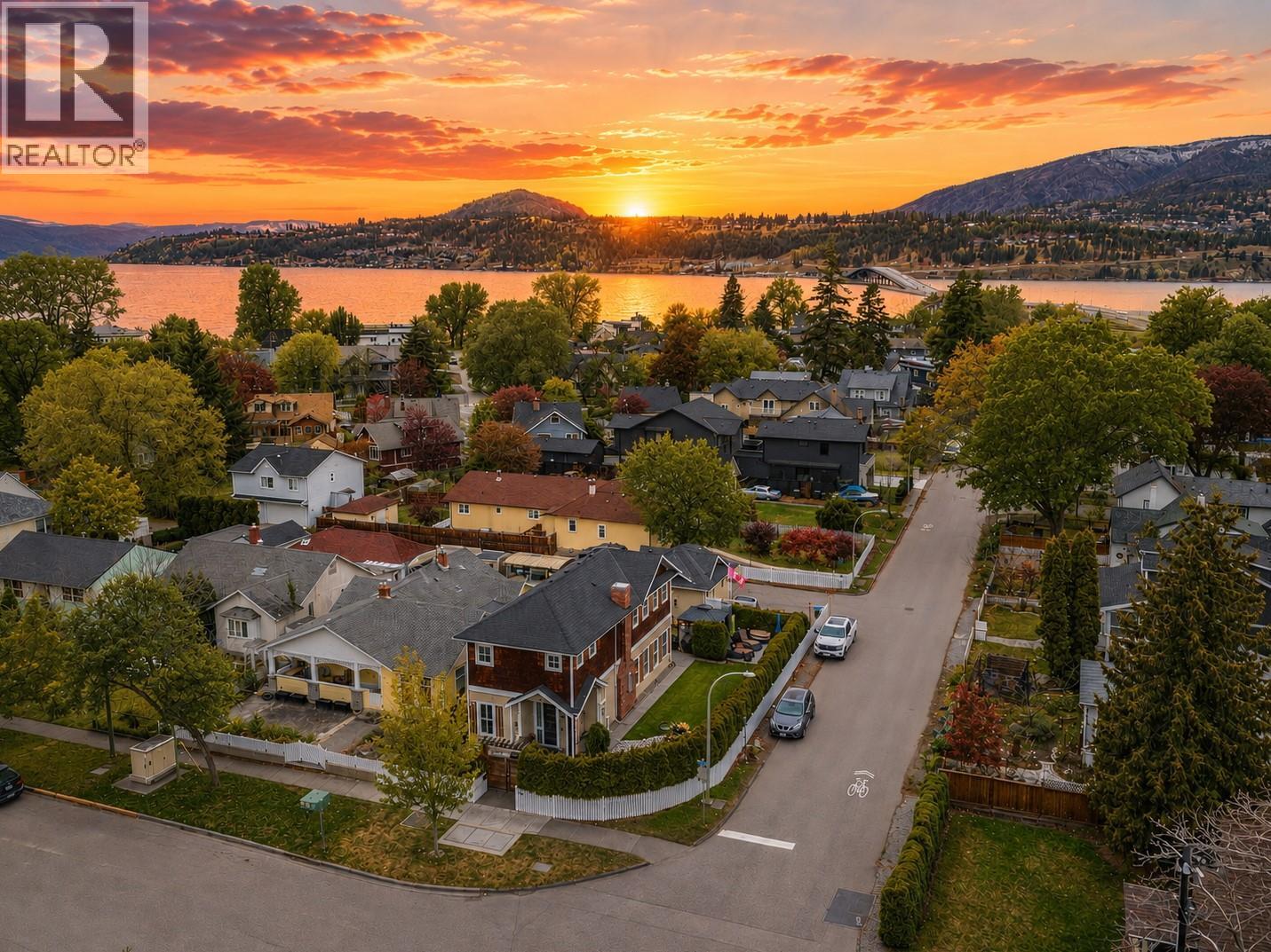 1900 Water Street, Kelowna, British Columbia  V1Y 1K6 - Photo 1 - 10397600
