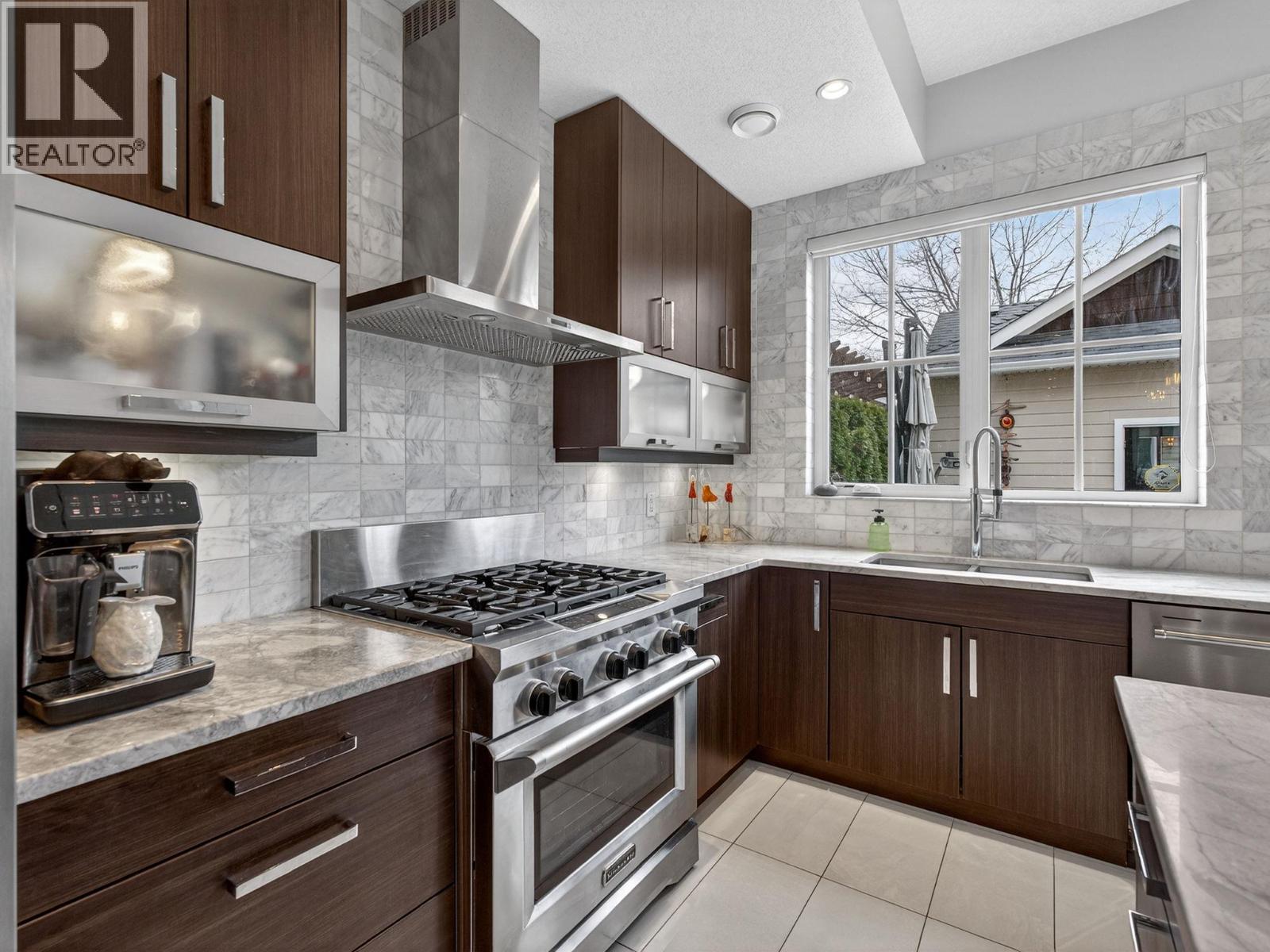 1900 Water Street, Kelowna, British Columbia  V1Y 1K6 - Photo 11 - 10397600