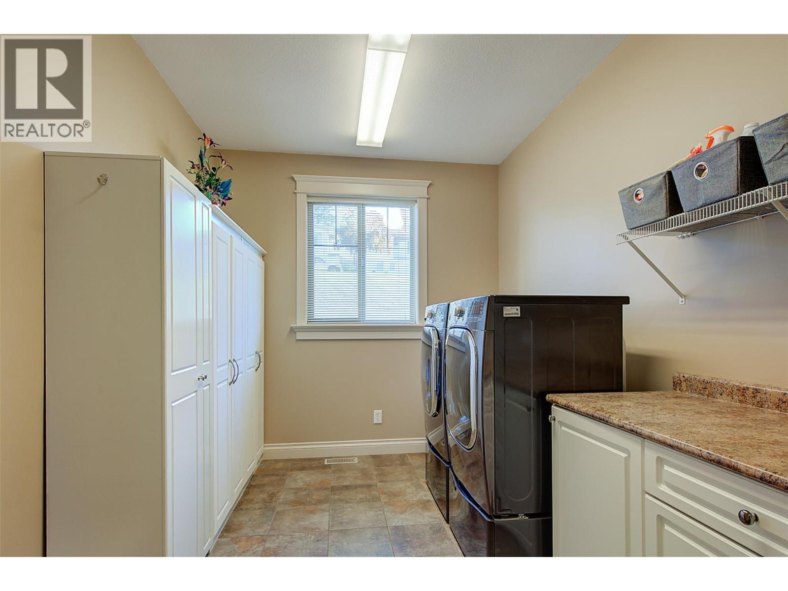 1095 Hume Avenue, Kelowna, British Columbia  V1P 1P2 - Photo 40 - 10397601