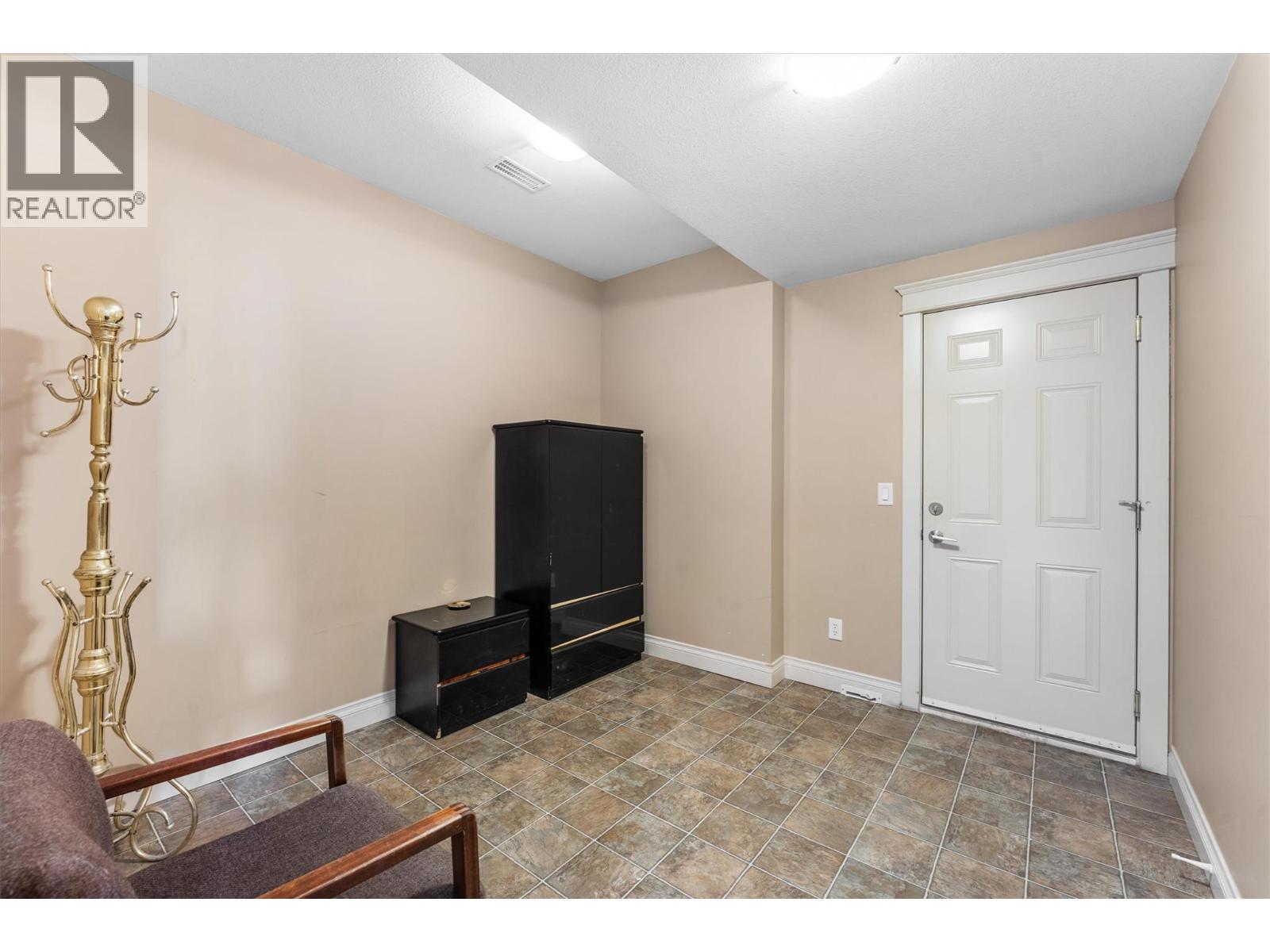 1095 Hume Avenue, Kelowna, British Columbia  V1P 1P2 - Photo 53 - 10397601