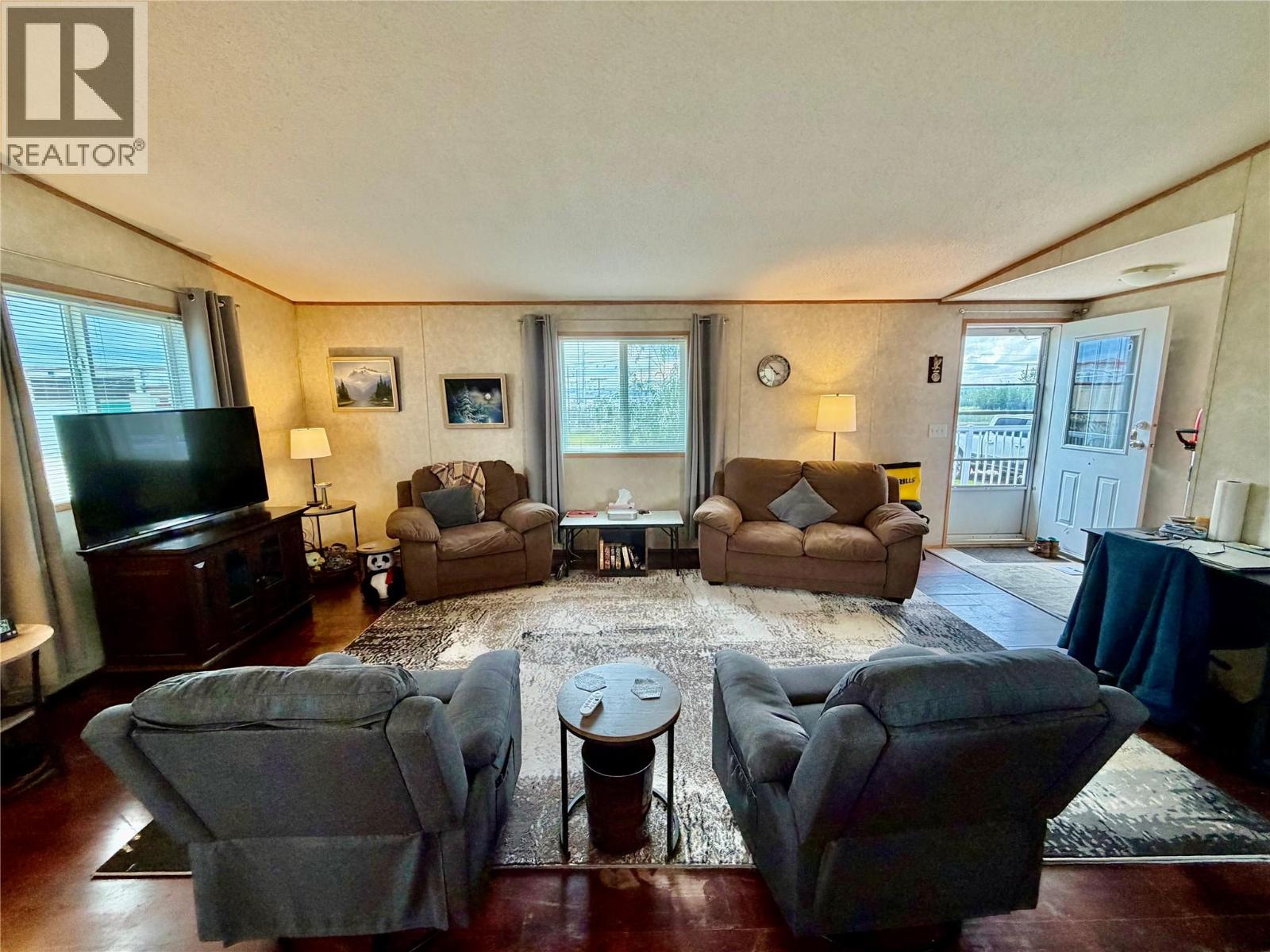 8416 21 Street, Dawson Creek, British Columbia  V1G 0G7 - Photo 2 - 10397521