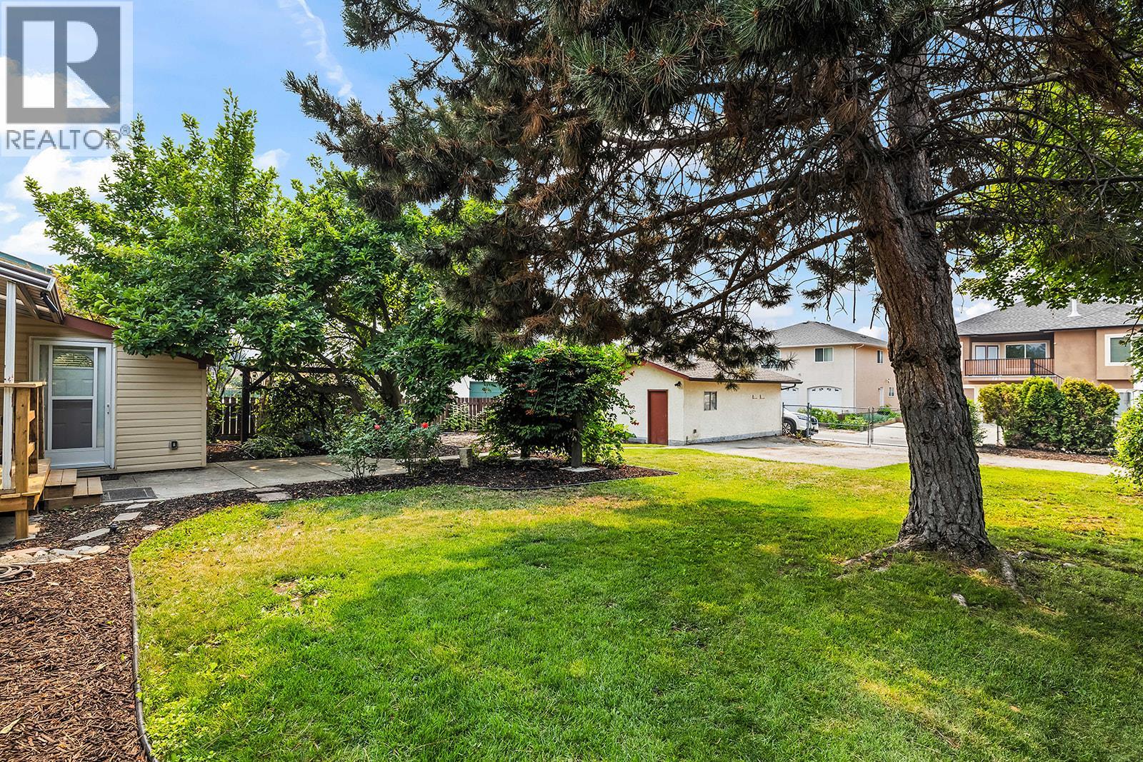 748 Hollywood Road N, Kelowna, British Columbia  V1X 5Y7 - Photo 28 - 10397483