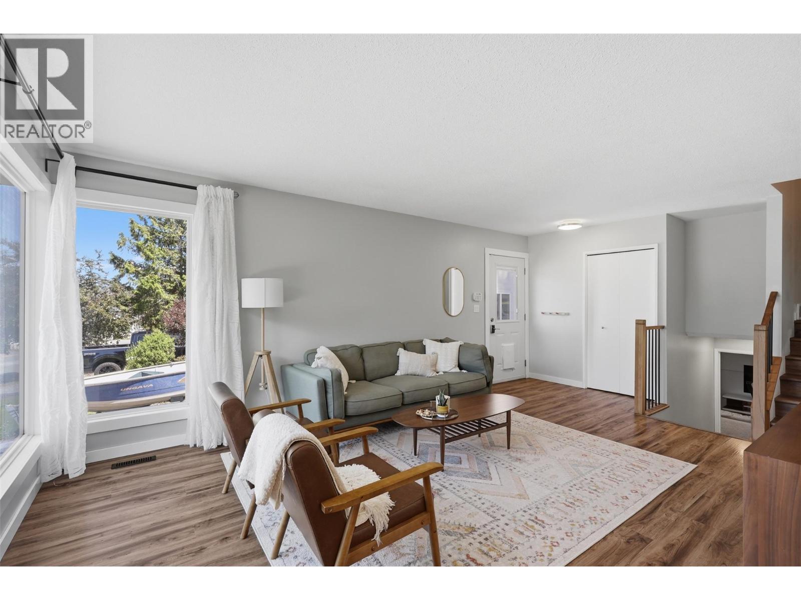 575 Gleneagles Drive, Kamloops, British Columbia  V2E 1X1 - Photo 5 - 10397639