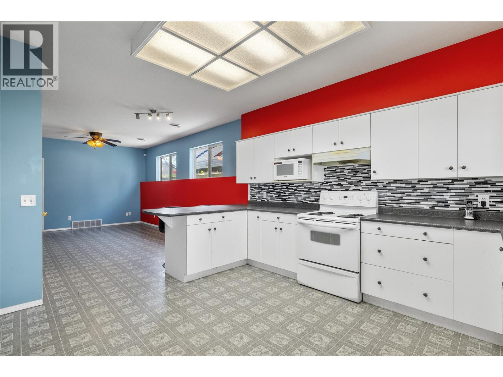 970 Maygard Road, Kelowna, British Columbia  V1X 5X1 - Photo 48 - 10397734