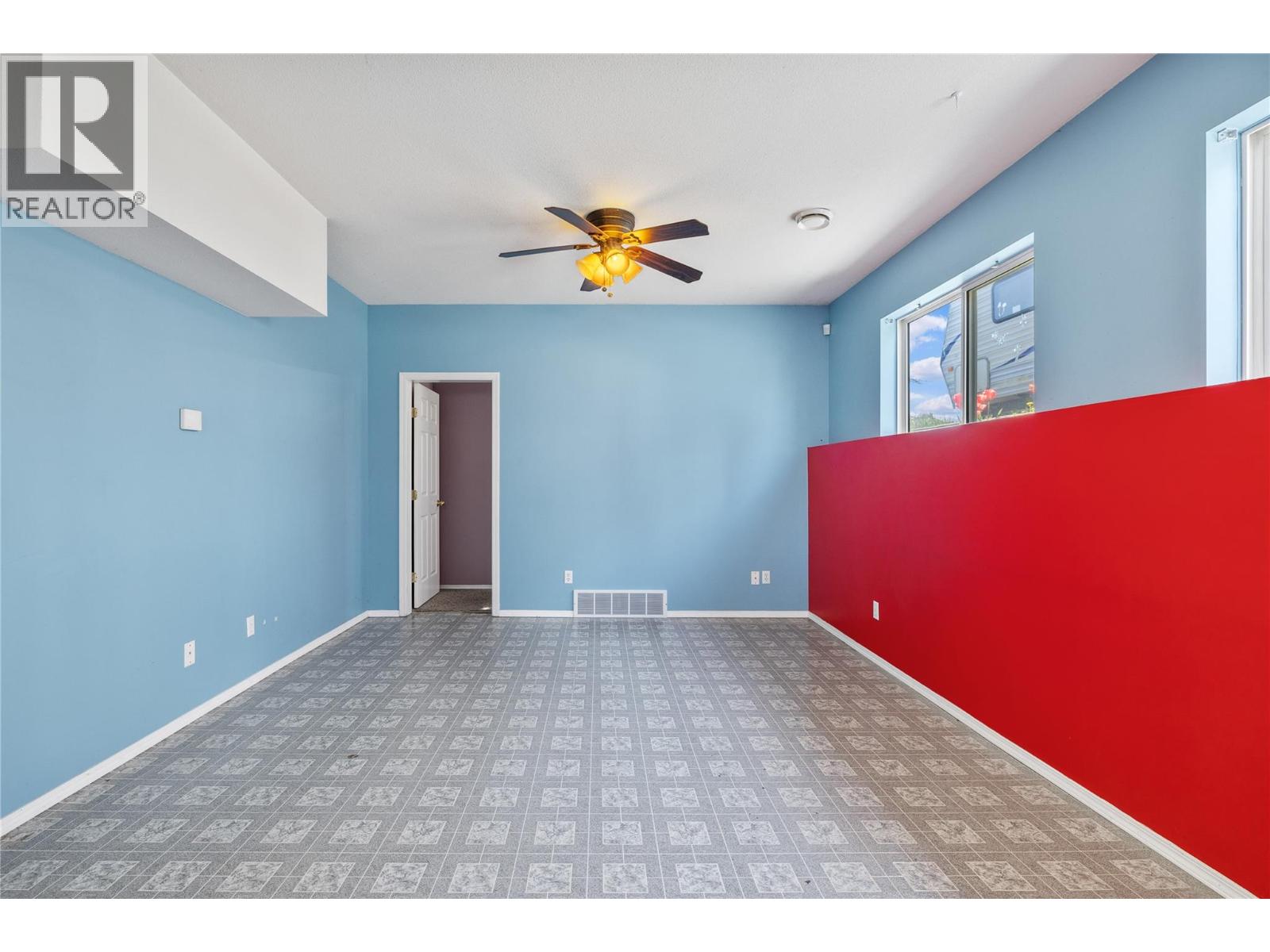970 Maygard Road, Kelowna, British Columbia  V1X 5X1 - Photo 49 - 10397734