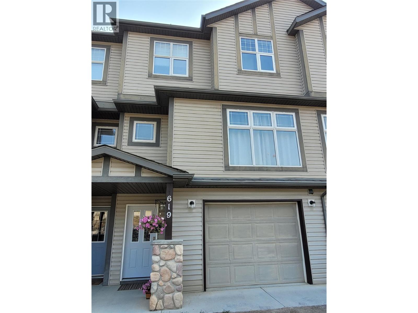619 10th Avenue, Invermere, British Columbia  V0A 1K0 - Photo 39 - 10397627