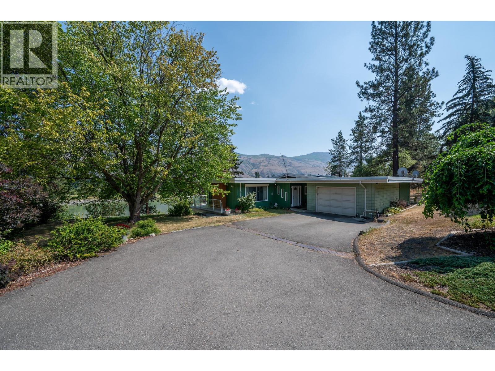 4707 Westsyde Road, Kamloops, British Columbia  V2B 8N4 - Photo 1 - 10397621