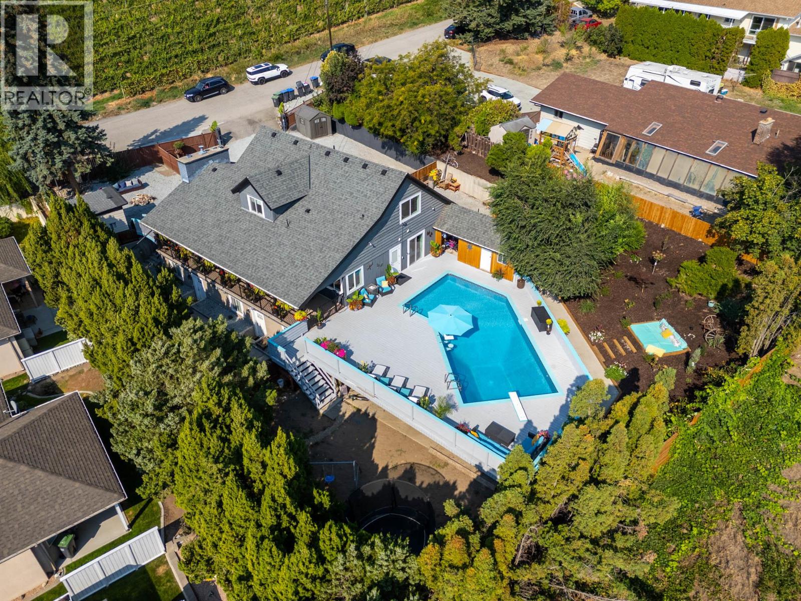 3341 Broadview Road, West Kelowna, British Columbia  V4T 1N1 - Photo 2 - 10394040