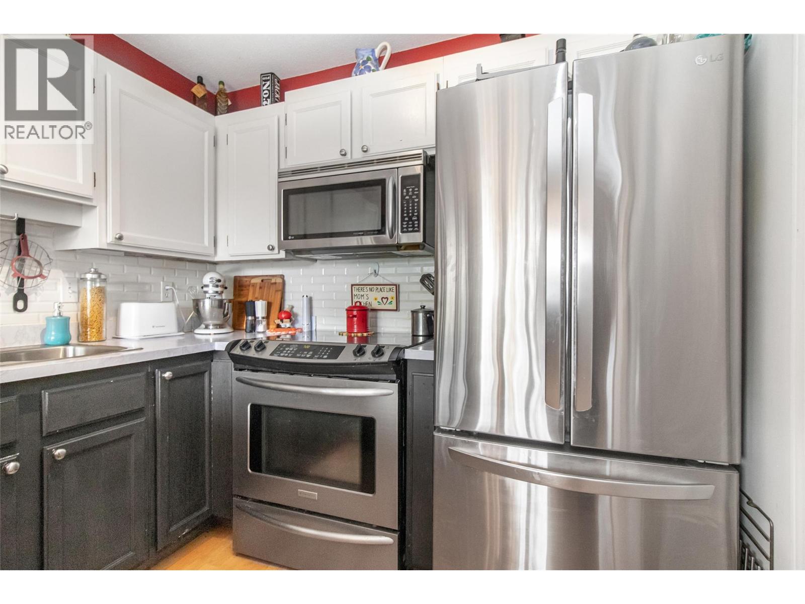 363 Gerstmar Road Unit# 8, Kelowna, British Columbia  V1X 4A6 - Photo 12 - 10397506