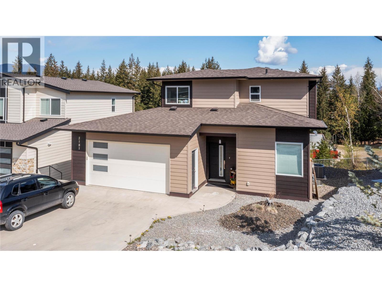 2181 14 Avenue Se, Salmon Arm, British Columbia  V1E 2N2 - Photo 2 - 10397750