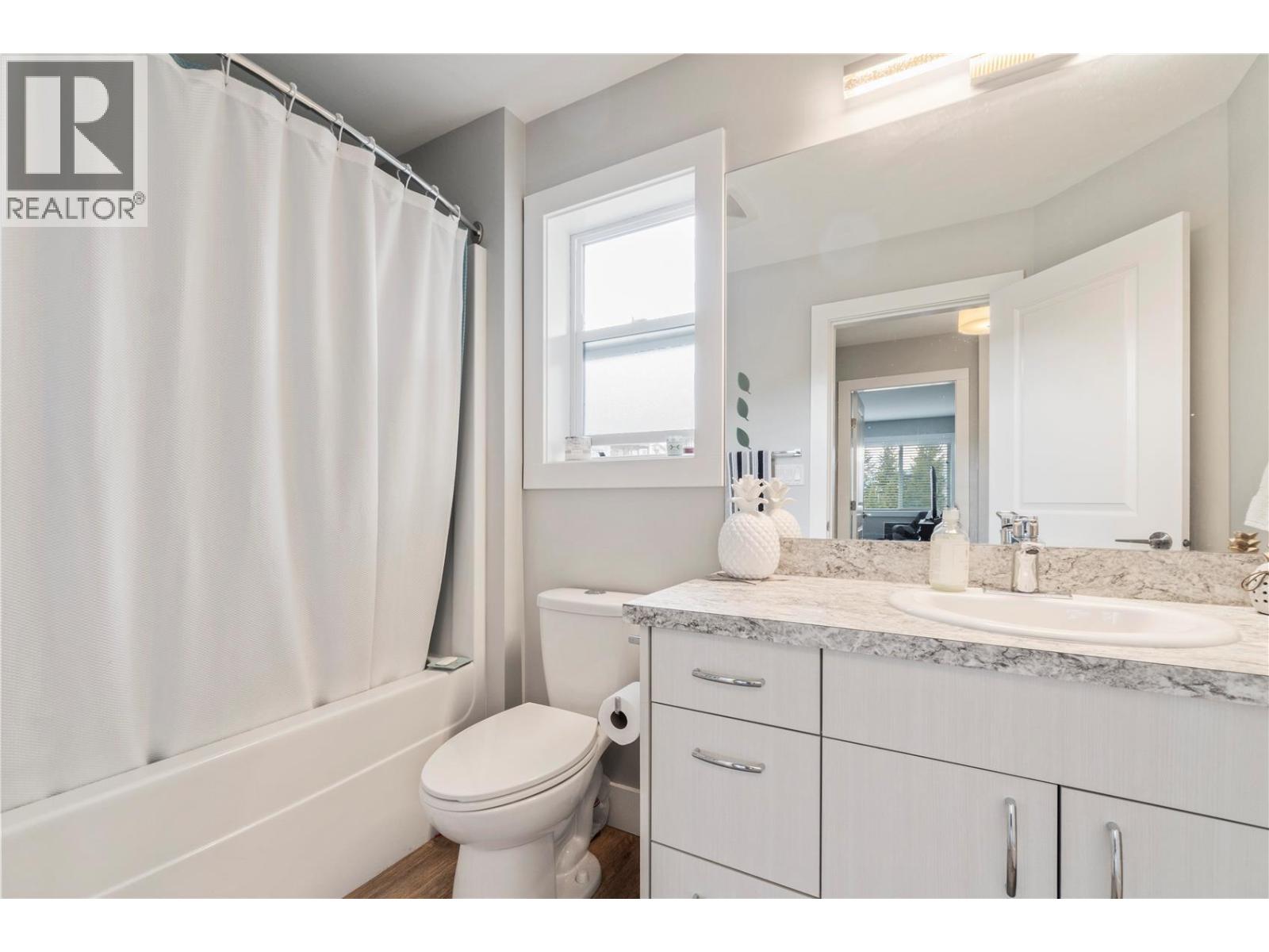 2181 14 Avenue Se, Salmon Arm, British Columbia  V1E 2N2 - Photo 23 - 10397750