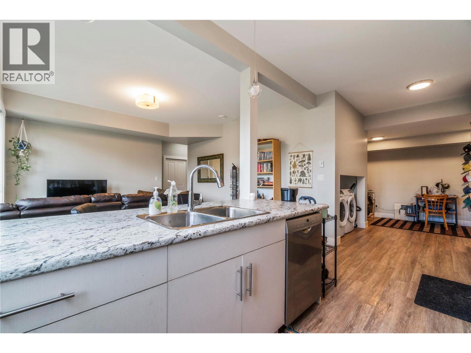 2181 14 Avenue Se, Salmon Arm, British Columbia  V1E 2N2 - Photo 39 - 10397750