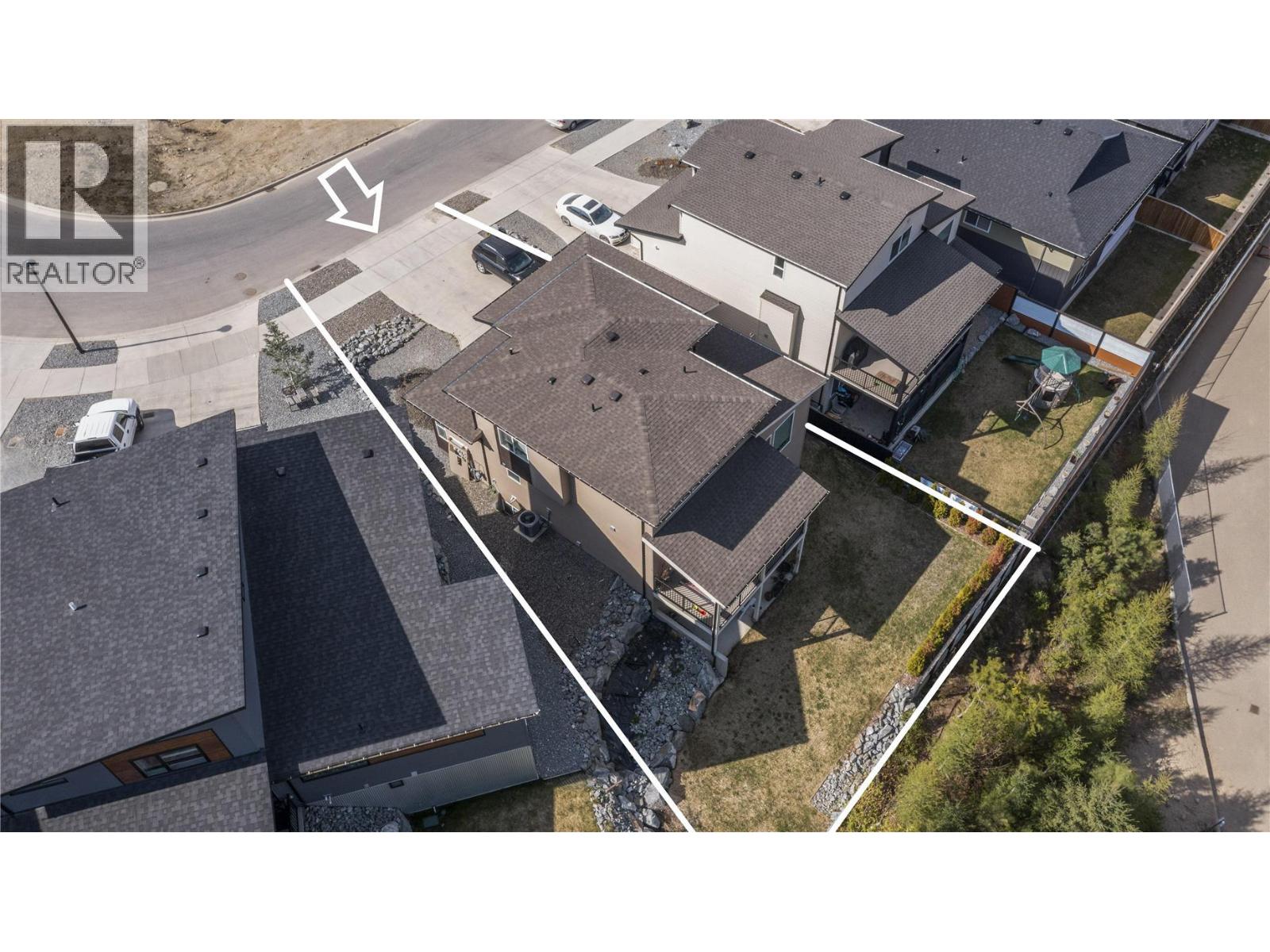 2181 14 Avenue Se, Salmon Arm, British Columbia  V1E 2N2 - Photo 4 - 10397750
