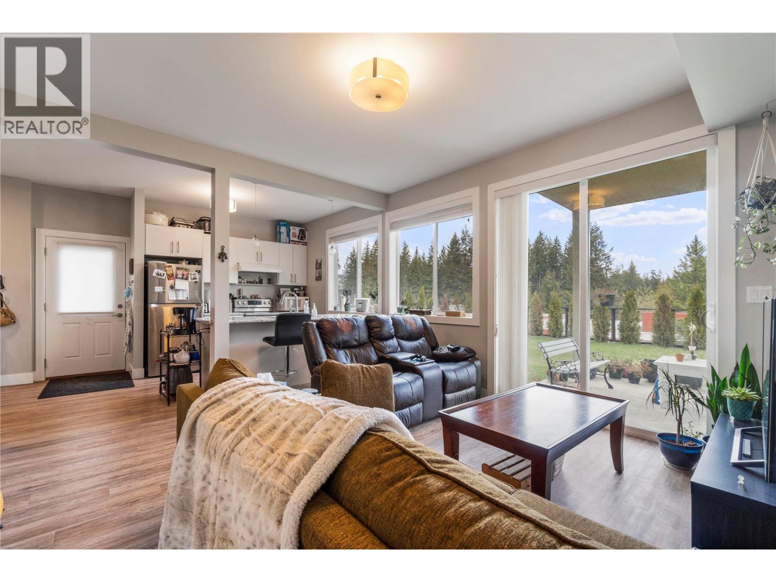2181 14 Avenue Se, Salmon Arm, British Columbia  V1E 2N2 - Photo 42 - 10397750