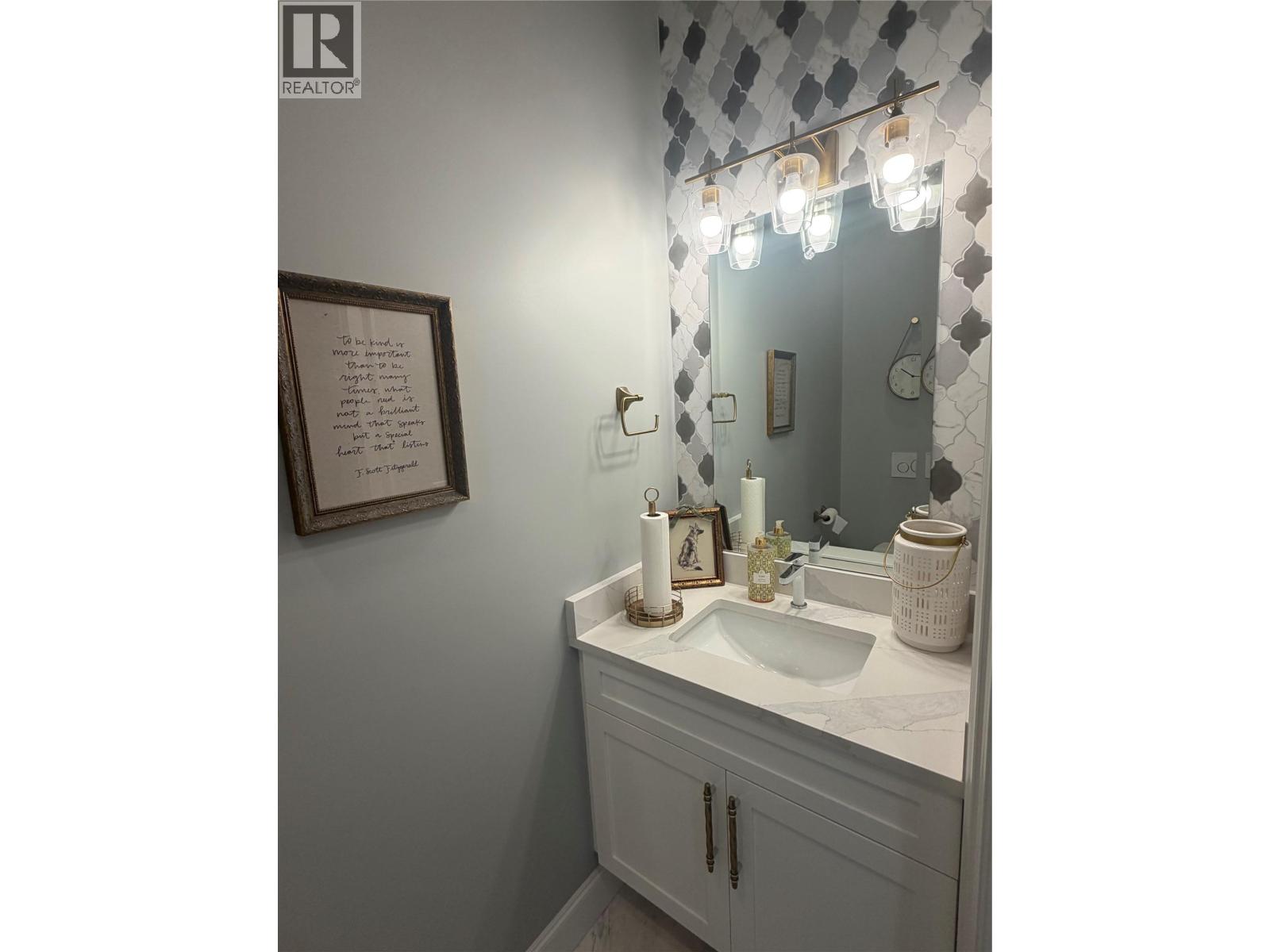 628 Hart Place, Vernon, British Columbia  V1B 4B2 - Photo 43 - 10397517