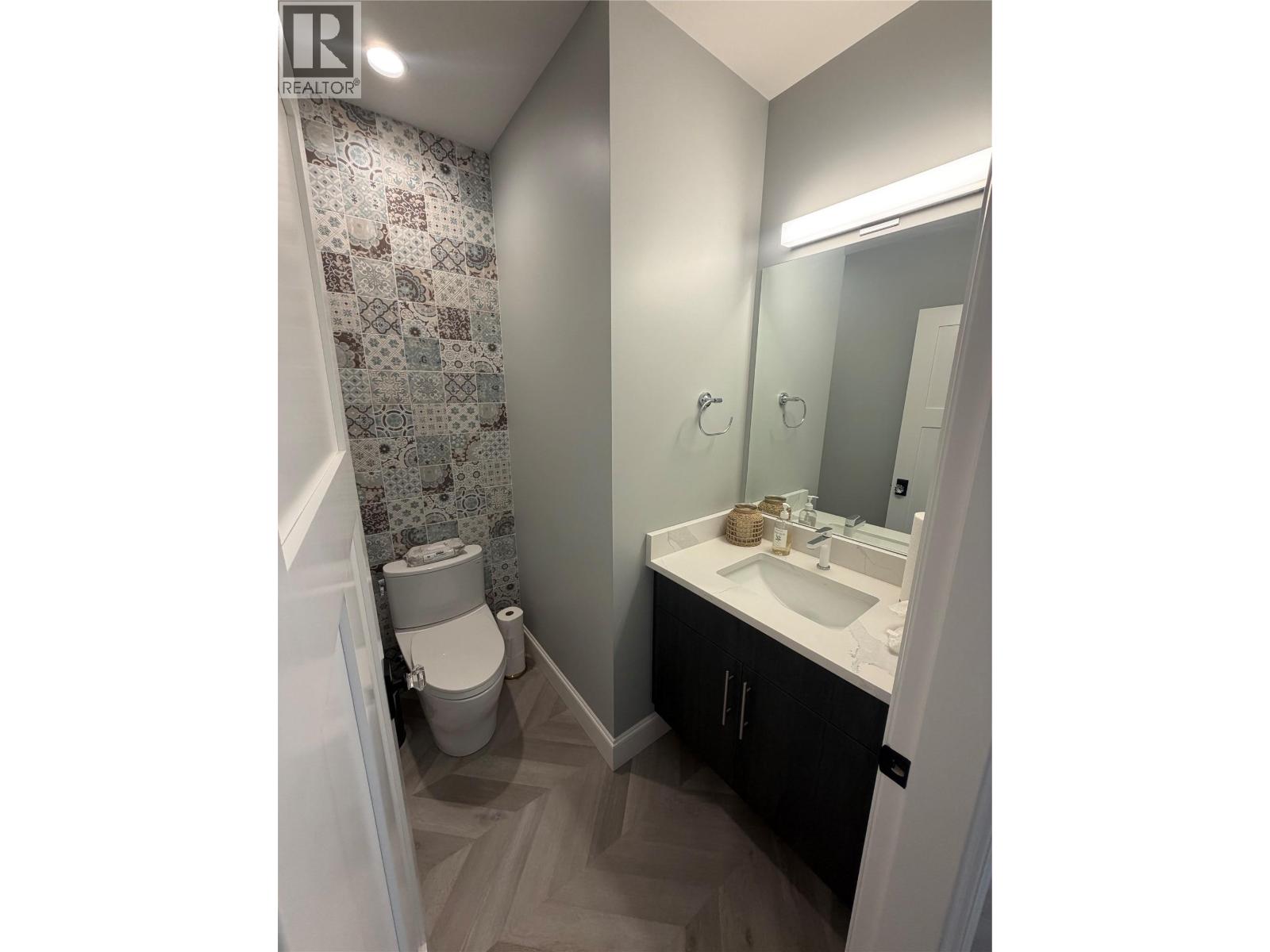 628 Hart Place, Vernon, British Columbia  V1B 4B2 - Photo 58 - 10397517