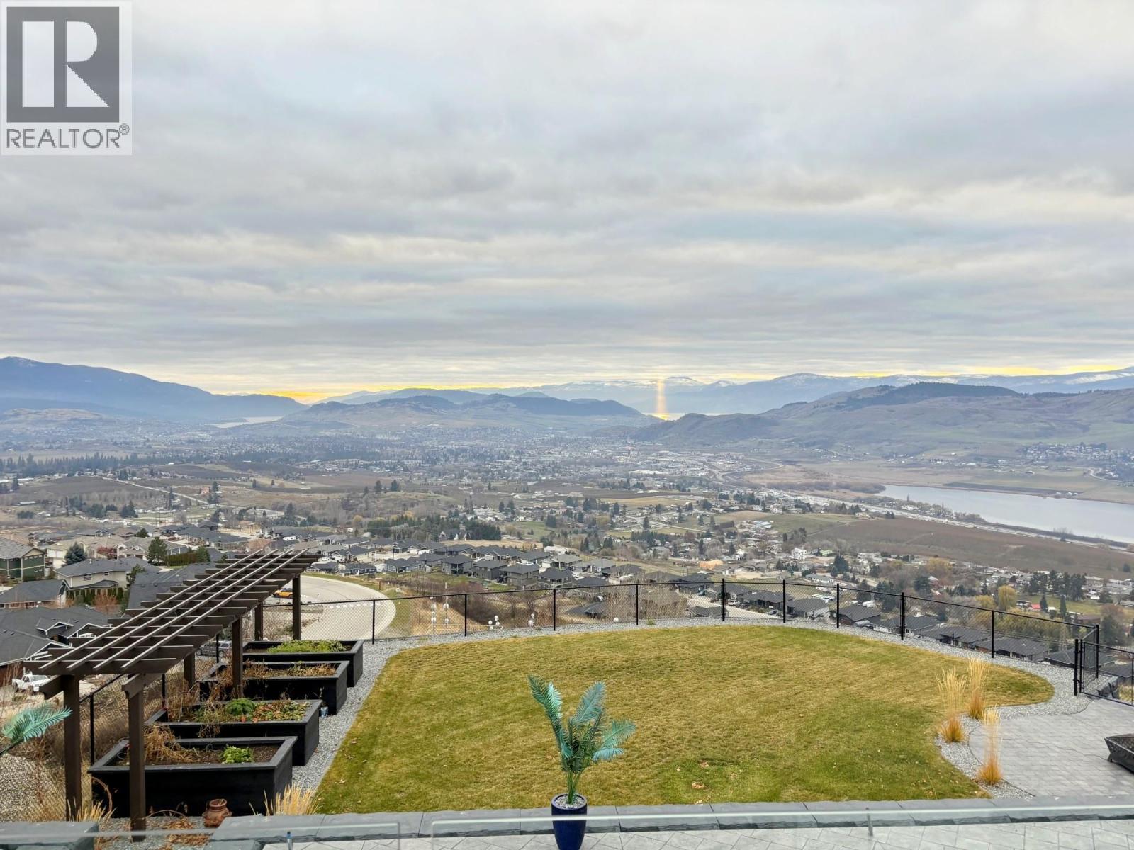 628 Hart Place, Vernon, British Columbia  V1B 4B2 - Photo 76 - 10397517