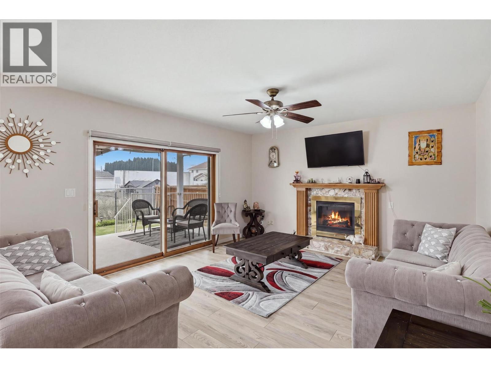 864 Nicolani Drive, Kamloops, British Columbia  V2B 5B3 - Photo 12 - 10397733